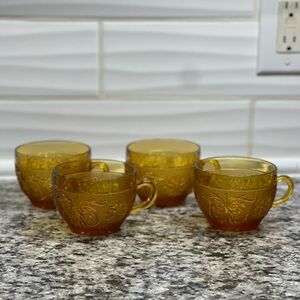 Set of 4 Beautiful Vintage Tiara Indiana Glass Amber Sandwich Pattern Tea Cups